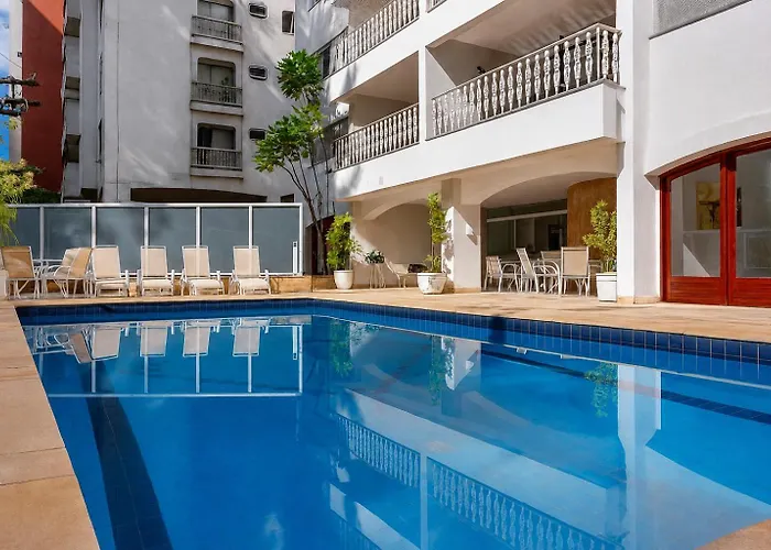 Ap Alto Padrão com Piscina - Praia de Pitangueiras Guarujá